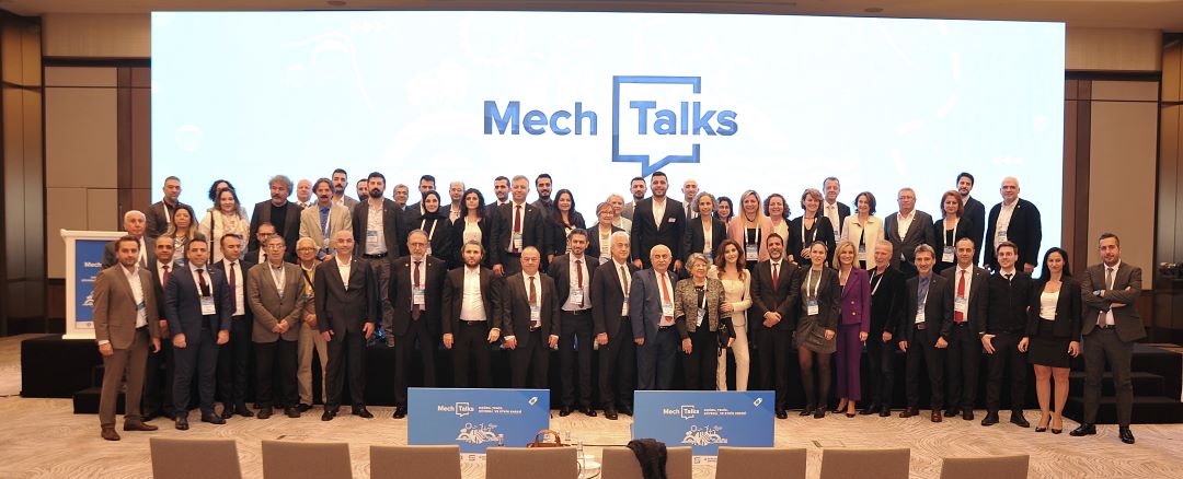 kincisi Dzenlenen MechTalks Etkinlii 24 Kasm 2022'de Kurueme Mandarin Oriental Hotelde Mutheem Bir Katlmla Gerekleti.  
